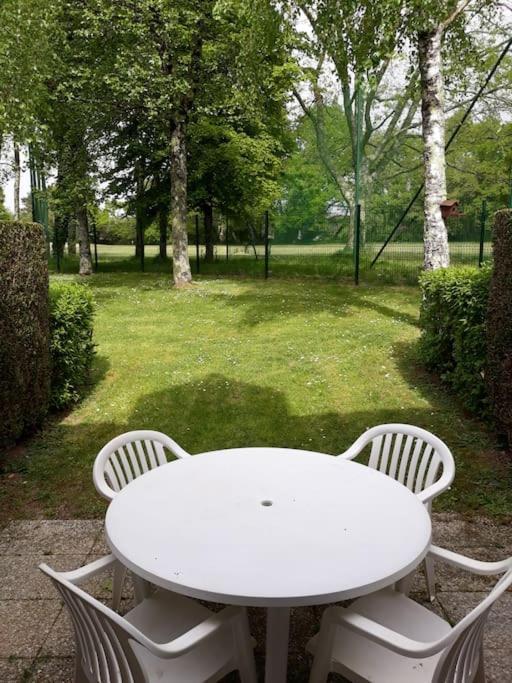 Les Cottages Du Golf A Ploemel ภายนอก รูปภาพ